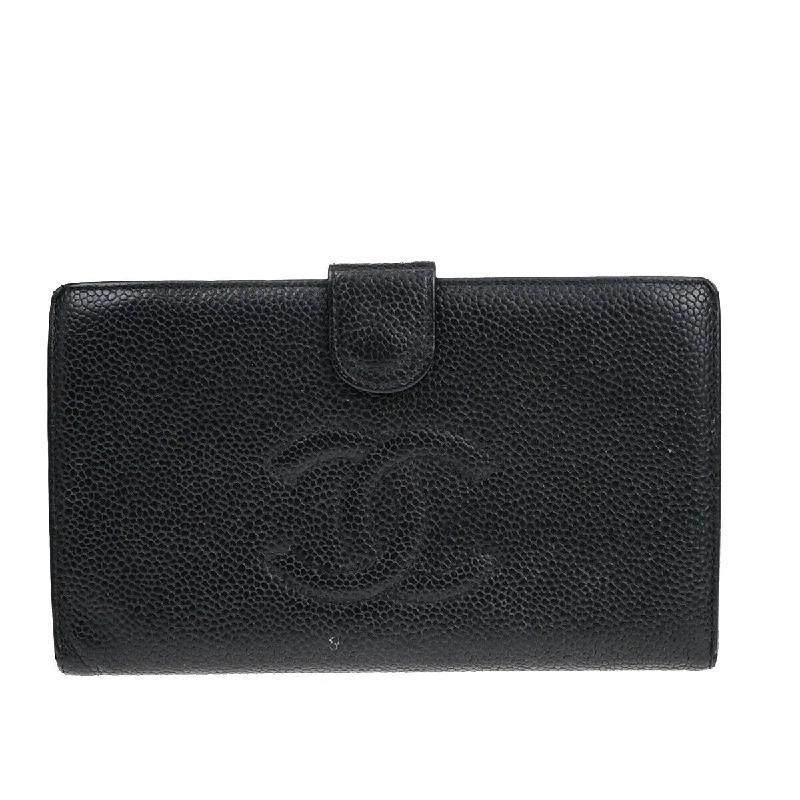 Wallets for urban pattern-Custom keychains with initials or logos-Chanel Coco Mark  Leather Wallet  (Pre-Owned)