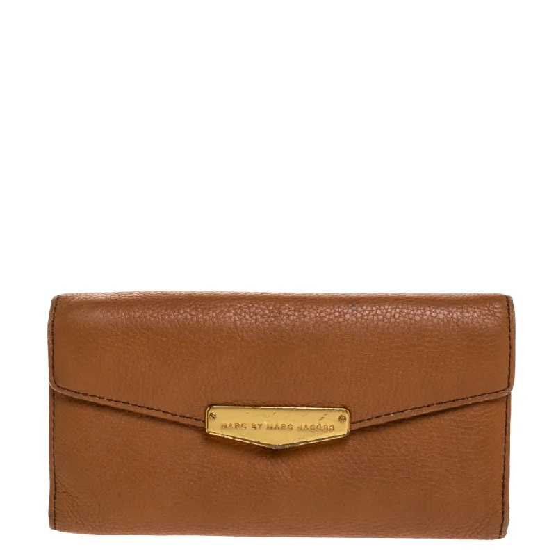 Keychains with bold look-Keychains for backpacks-Marc By Marc Jacobs Tan Soft Leather Flap Trifold Continental Wallet