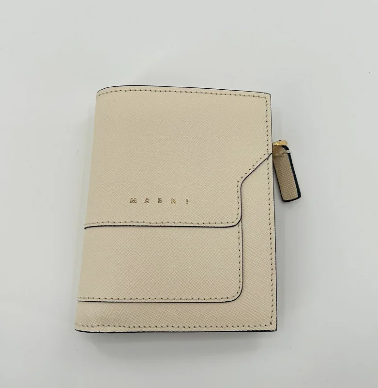 Keychains with bold pattern-Customized keychains with name tags-Marni Women's Leather Bifold Wallet - Beige