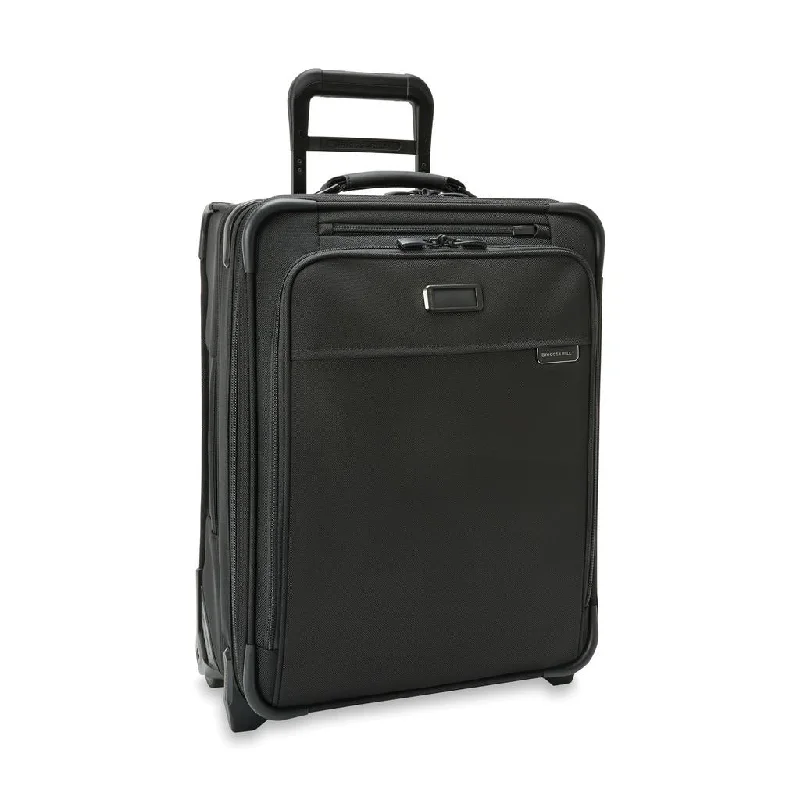 Bag for minimalists-Briggs & Riley Baseline Global 2- Wheel Carry-On