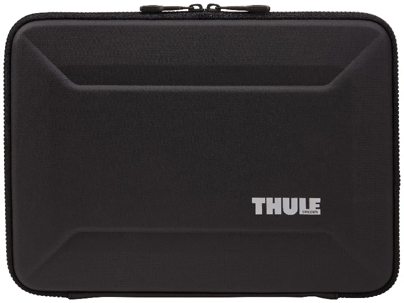 Suitcase for photography gear-carry-on roller suitcase-Thule Luggage Gauntlet Macbook Sleeve 13"